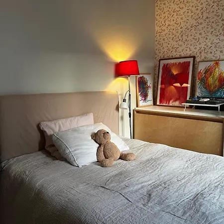 Apartment Parisian Escape With Comfort And Tranquility